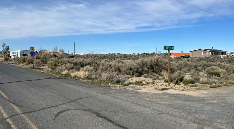Christmas Valley Townsite Lot on Paved Road with Utilities Available - Build or Camp