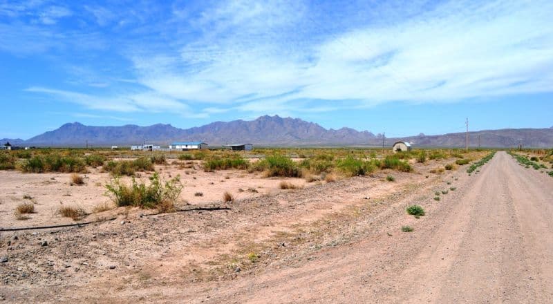 Surveyed 5 Acre Mini-Ranch - Great Access with Power