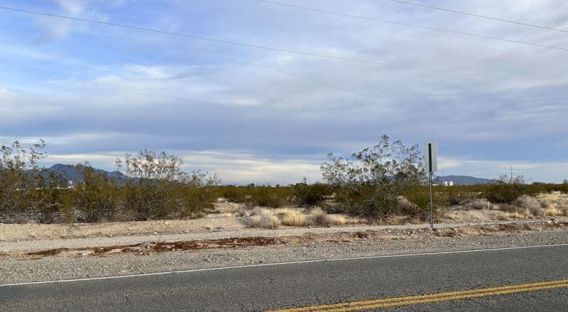 Three Adjacent Lots on Paved Harquahala Rd - Over 1/2 Acre - RV's OK - Power